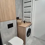 Apartmán Towarowa Clock Apartment, Free Parking, Air-conditioning, Self Check-in 24h Poznaň
