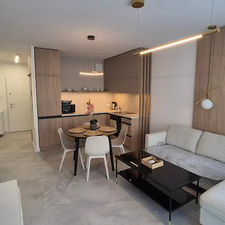 Towarowa Clock Apartment, Free Parking, Air-conditioning, Self Check-in 24h Appartamento *
