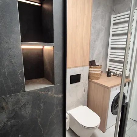 아파트 Towarowa Clock Apartment, Free Parking, Air-conditioning, Self Check-in 24h 포즈난